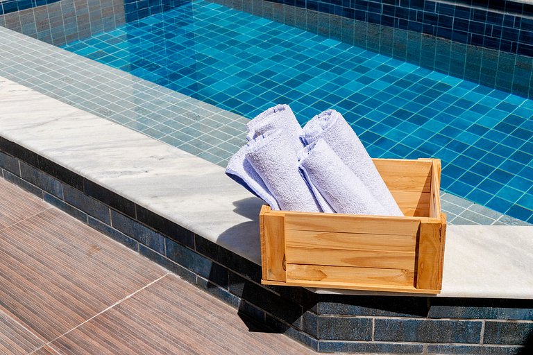 Casa com piscina a 650 metros da praia